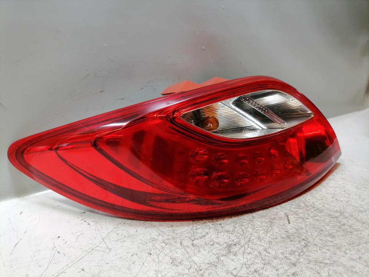 Mazda 2 DE original R&uuml;cklicht R&uuml;ckleuchte Schlussleuchte links Bj.2009